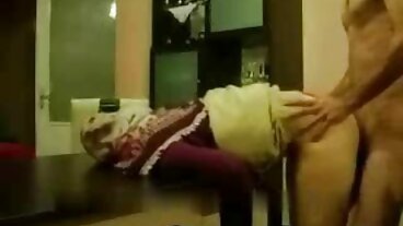 المعهد الروسي: الجنس الشرجي في المطبخ على موقع سكسي سعودي جديد PornHD