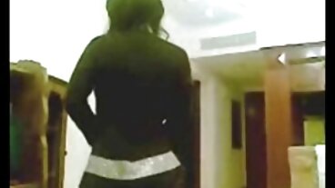 صارم عشيقة الديوثون الأبيض سِکْسِ سِعٌوٌدٍيِّ Boytoy مع BBCs