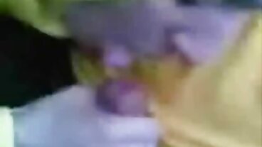 بيلا بيلز سكسي بنات سعودي تحب بي بي سي في مؤخرتها