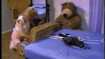ربة منزل أليكس تتوقف عن صنع سكسي سعودية بيتزا لأكل ديك