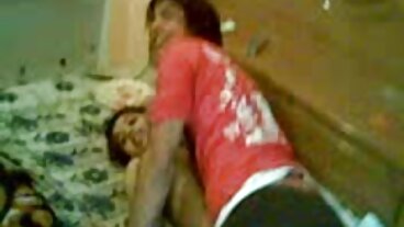النجم السابق للتلفزيون ميتلاند وارد سعودي سكسي يمكنه التعامل مع الديك الأسود الضخم