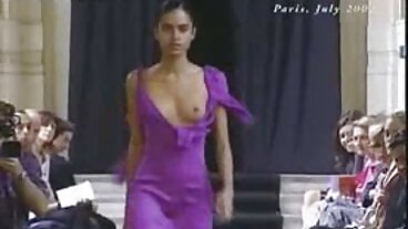 زوجة الأب والعميل يلهون مع ربيبة سكسي سعودي xnxx في سن المراهقة